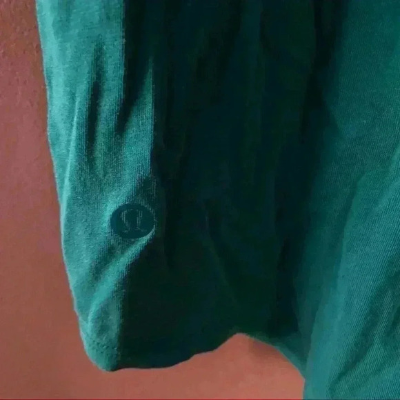 Lululemon Green Tank - Picture 3 of 5
